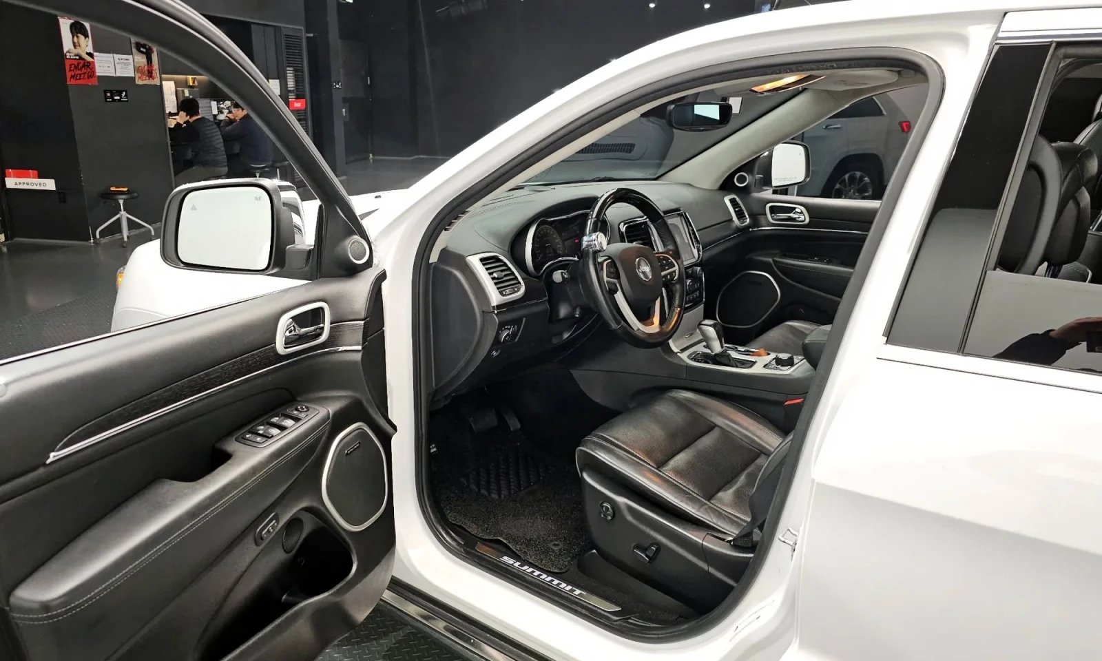 Jeep Grand cherokee SUMMIT* 3.6* DISTRONIC* ��������* ��������� | Mobile.bg � ����������� 10
