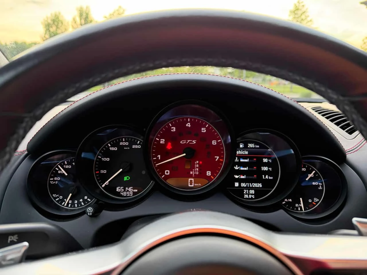 Porsche Cayenne * GTS * ПАНОРАМА* КАМЕРА* ПОДГРЕВ* , снимка 8 - Автомобили и джипове - 54879930