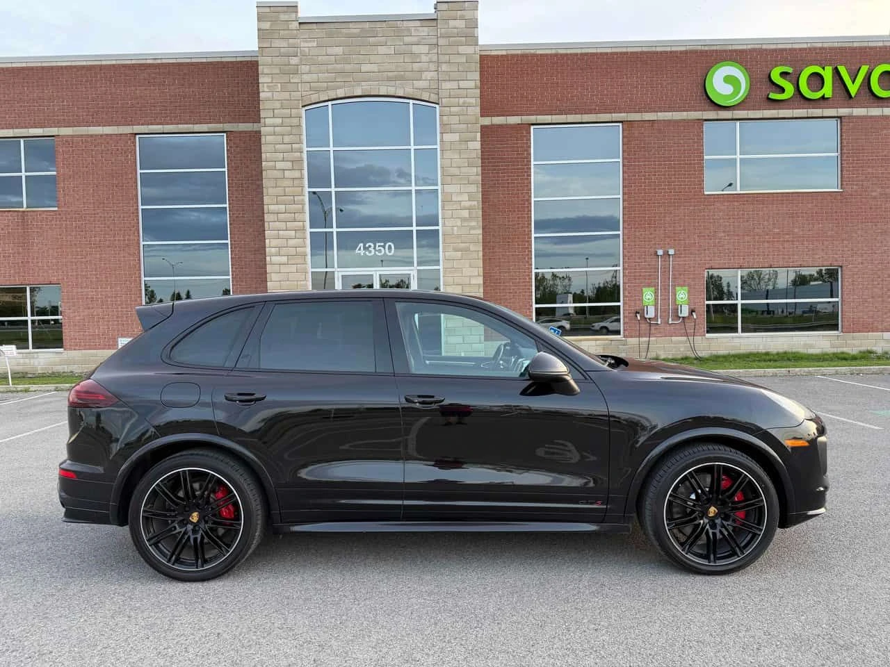 Porsche Cayenne * GTS * ПАНОРАМА* КАМЕРА* ПОДГРЕВ* , снимка 4 - Автомобили и джипове - 54879930