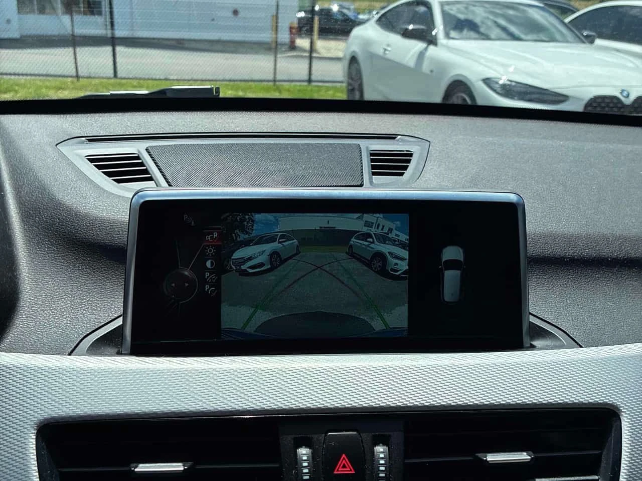 BMW X1 М ПАКЕТ/xDrive28i /ПОДГРЕВ/ПАНО/ДВА ЧИФТА Г/Д/КЛИП, снимка 9 - Автомобили и джипове - 54974317