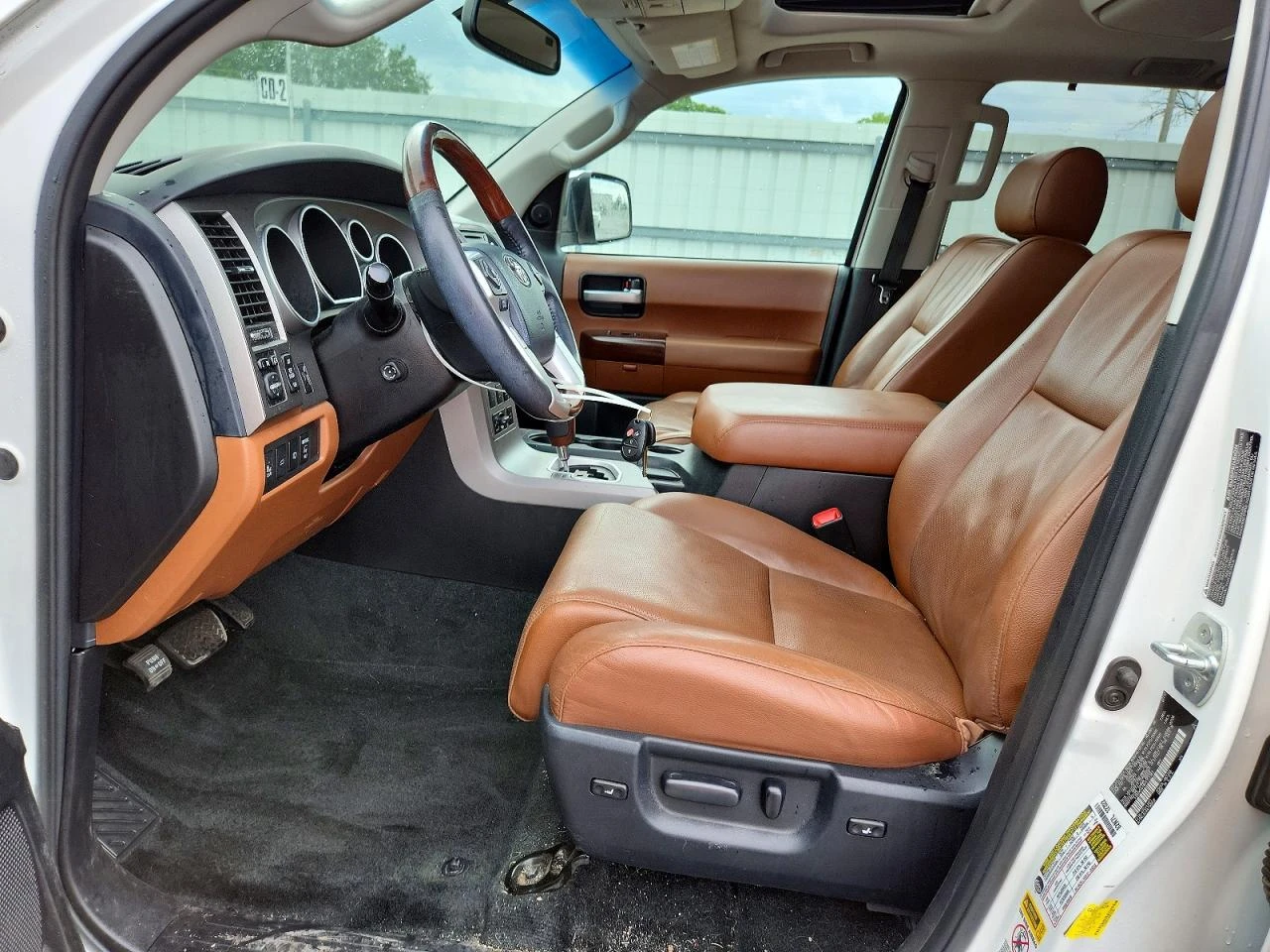 Toyota Sequoia PLATINUM* AWD* ������� | Mobile.bg � ����������� 7