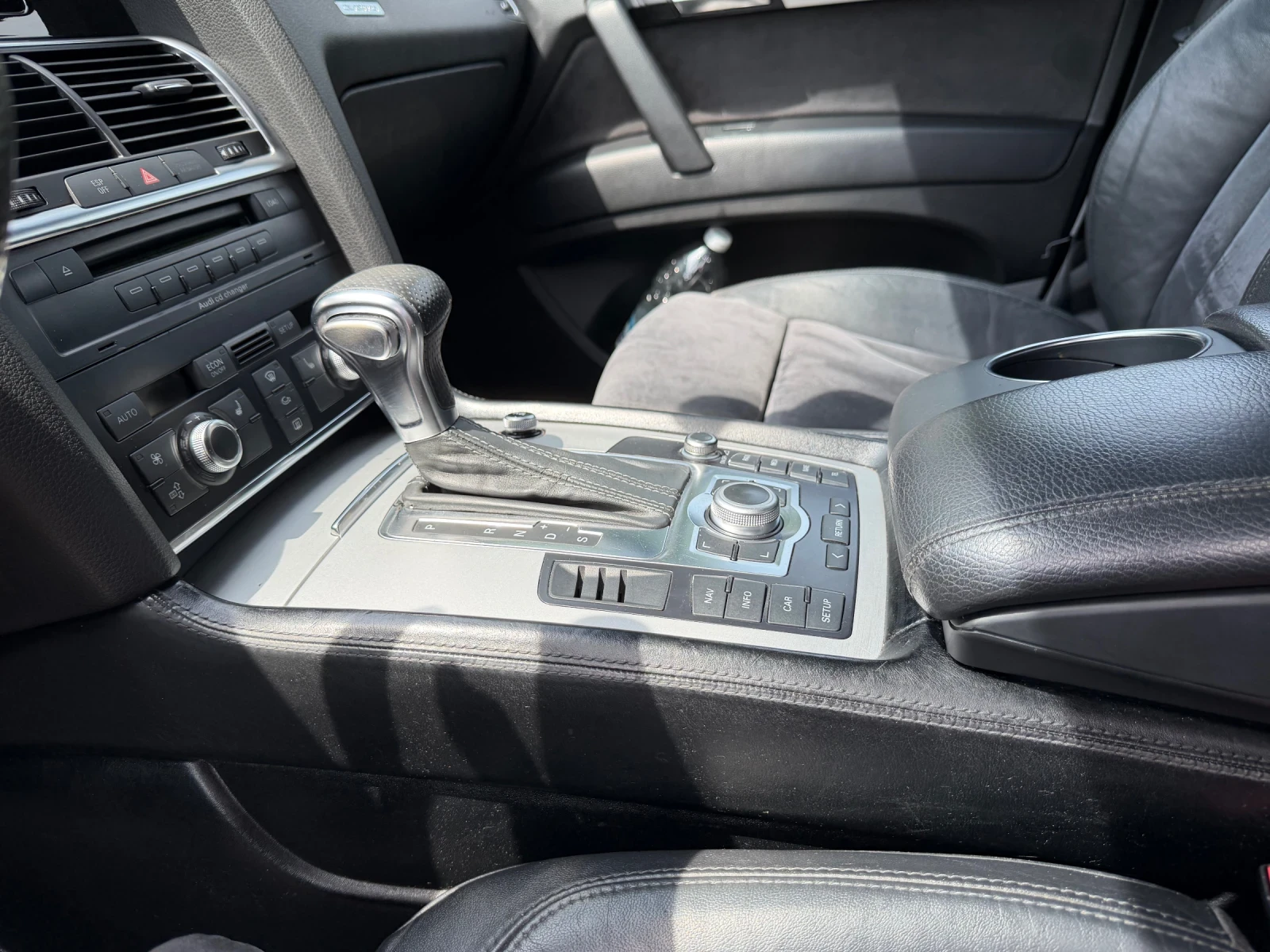 Audi Q7 3.0tdi НА ПРУЖИНИ, снимка 9 - Автомобили и джипове - 56165953