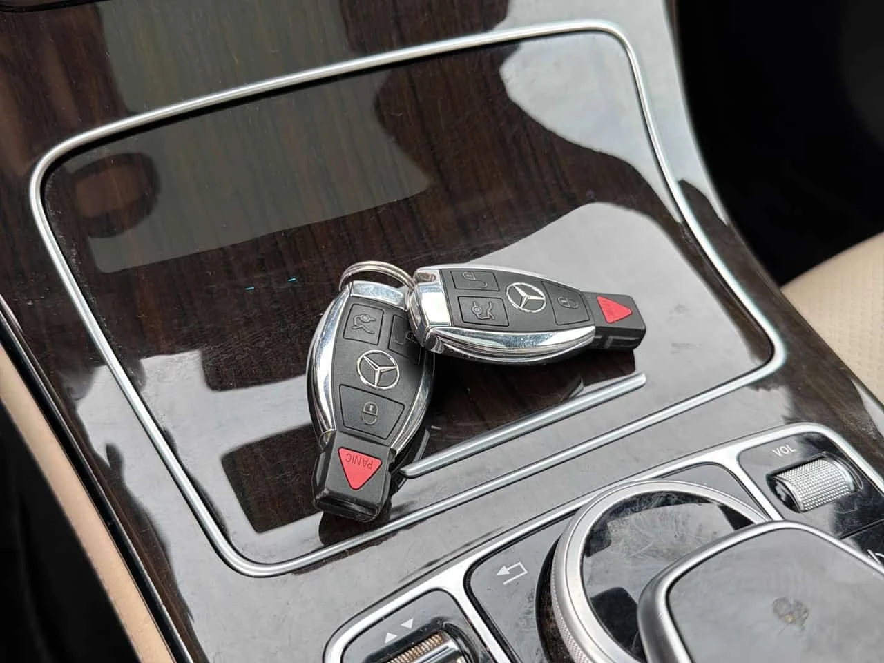 Mercedes-Benz GLC 300 * 4MATIC * CARFAX * ОПЦИЯ ЗА ФИНАНСИРАНЕ, снимка 15 - Автомобили и джипове - 56207582