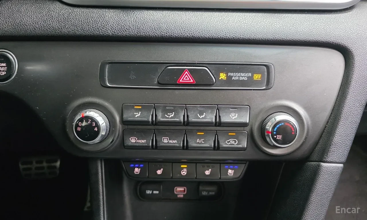 Kia Sportage 1.6 DIESEL / 2WD / PRESTIGE / ОБДУХ, снимка 13 - Автомобили и джипове - 56227820