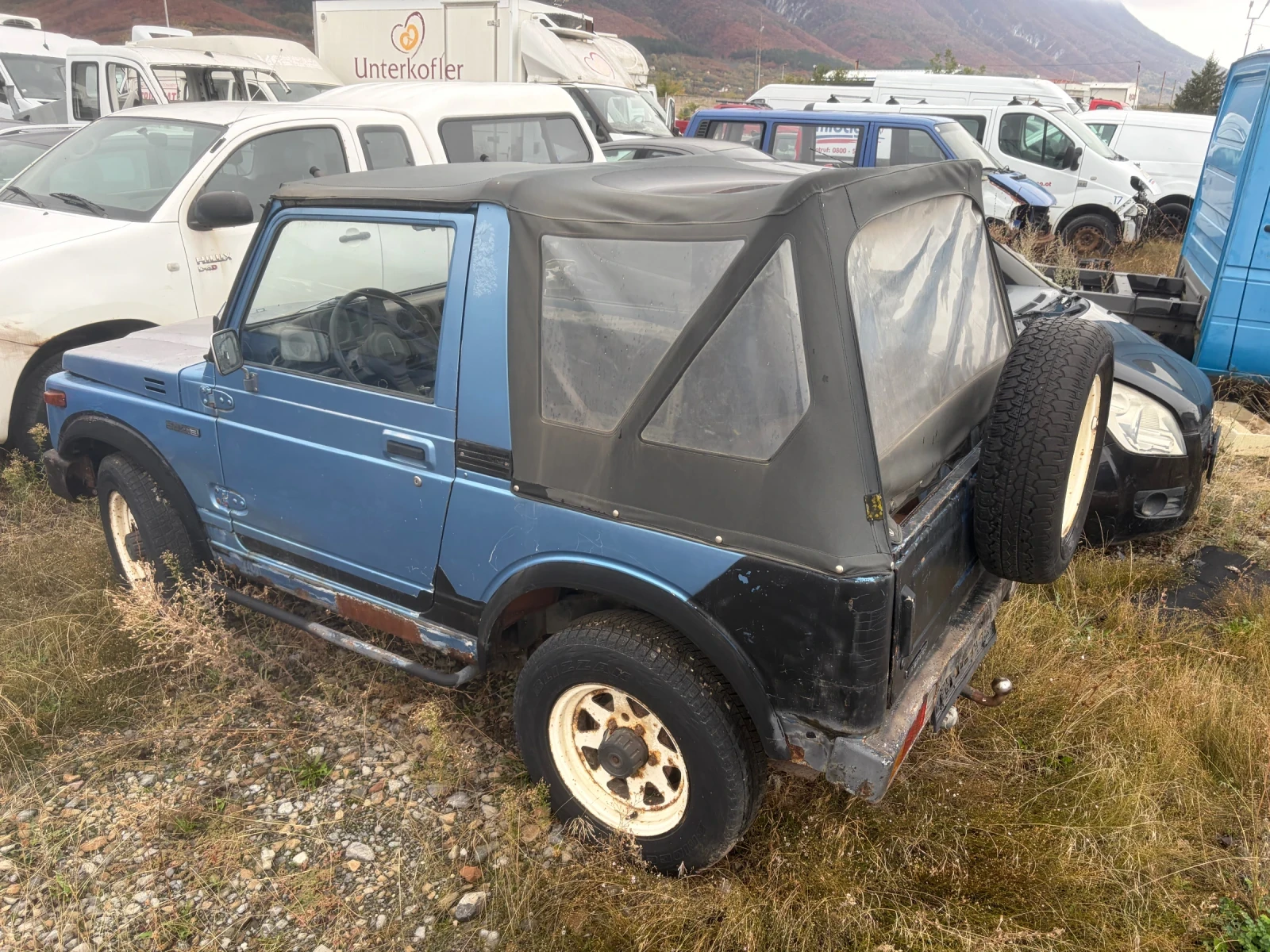 Suzuki Samurai 1.3 Benzin, снимка 8 - Автомобили и джипове - 56713335