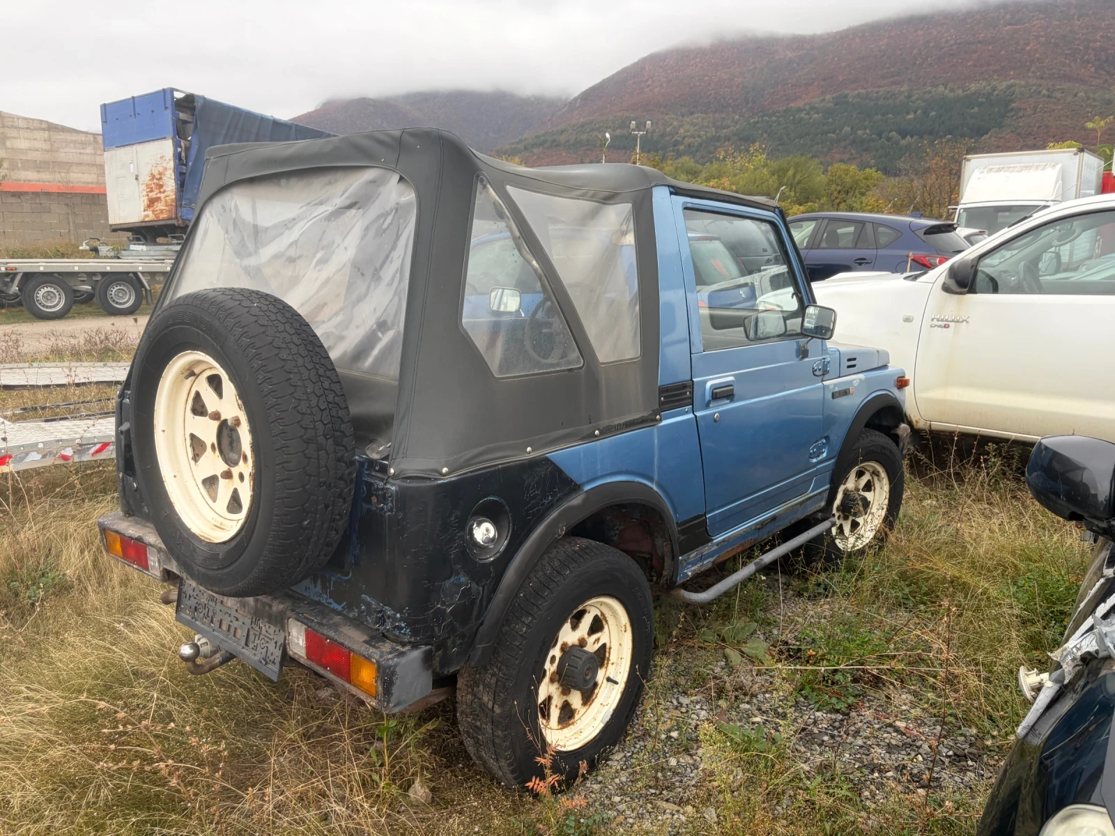 Suzuki Samurai 1.3 Benzin, снимка 4 - Автомобили и джипове - 56713335