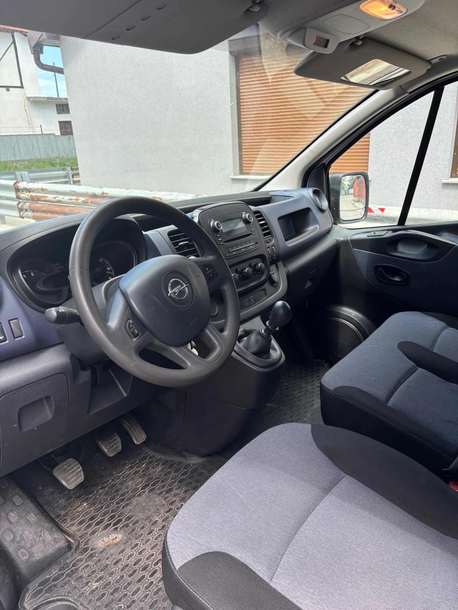 Opel Vivaro Bi CDTI 106000 | Mobile.bg � ����������� 7