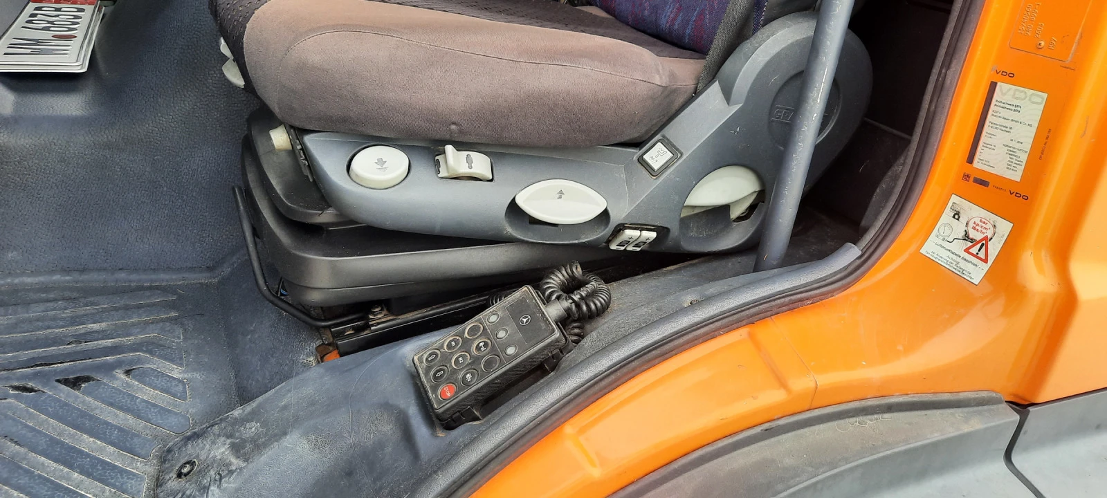 Mercedes-Benz Voma 1828 | Mobile.bg   12