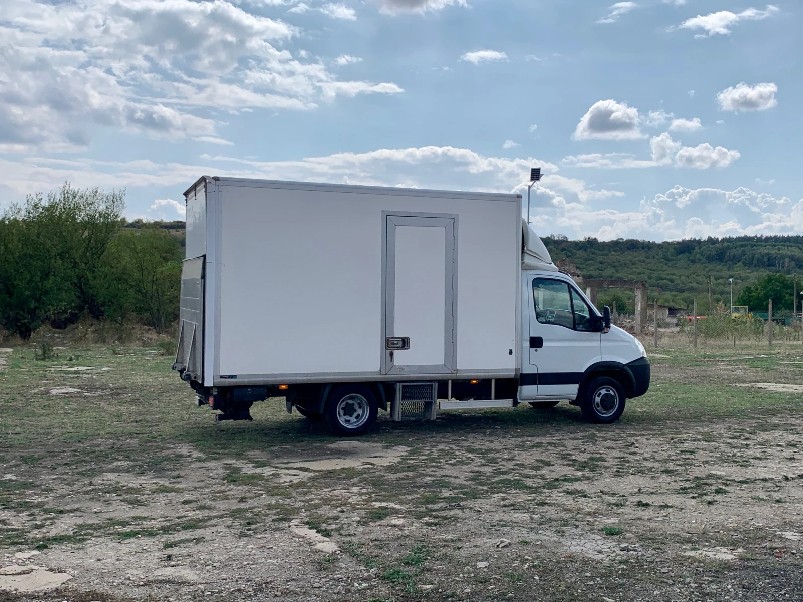 Iveco Daily 3.0 169 000км падащ борд - за Б категория - изображение 8