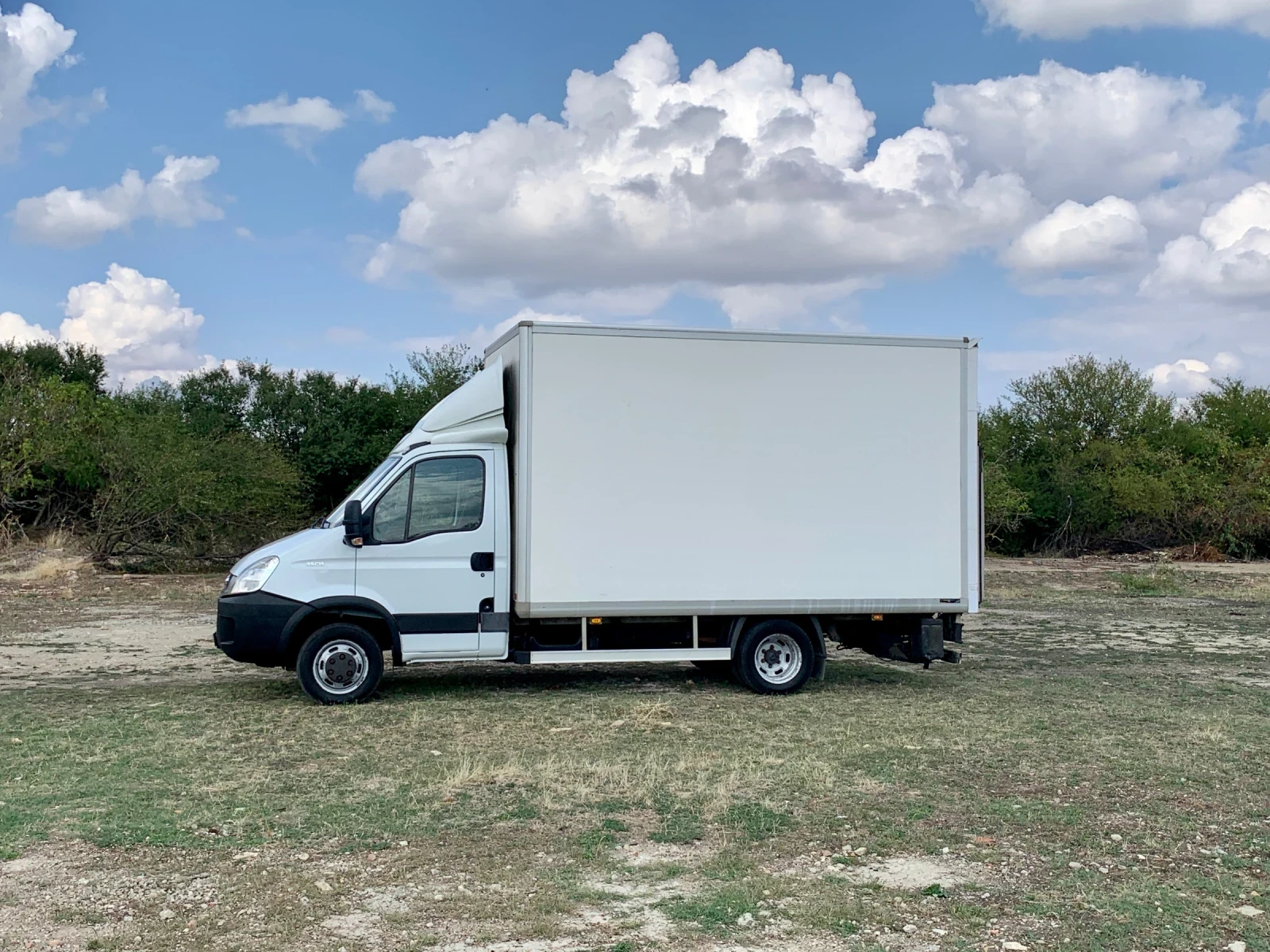 Iveco Daily 3.0 169 000км падащ борд - за Б категория - изображение 3
