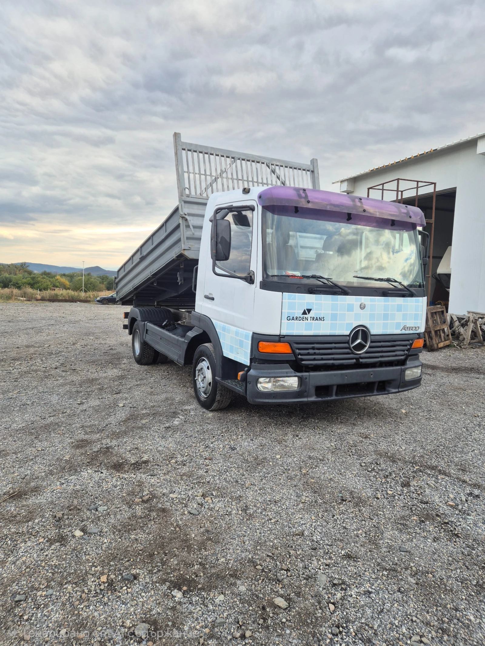 Mercedes-Benz Atego Тристранен самосвал Miller 4.00мт, снимка 5 - Камиони - 56202002
