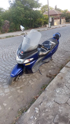 Обява за продажба на Suzuki Burgman 250 ~1 600 лв. - изображение 6 | Auto.bg Обява за продажба на Suzuki Burgman 250 ~1 600 лв. - изображение 6