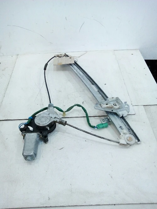 Ел.машинка стъкло предна дясна Хонда Стрийм,стъклоповдигач