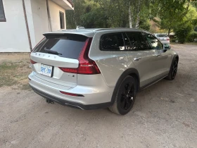 Volvo V60 Cross country 4X4, снимка 4