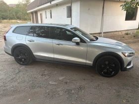 Volvo V60 Cross country 4X4, снимка 3