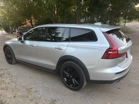 Volvo V60 Cross country 4X4, снимка 12