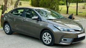 Toyota Corolla 1.6 Автоматик Гаранция, снимка 9