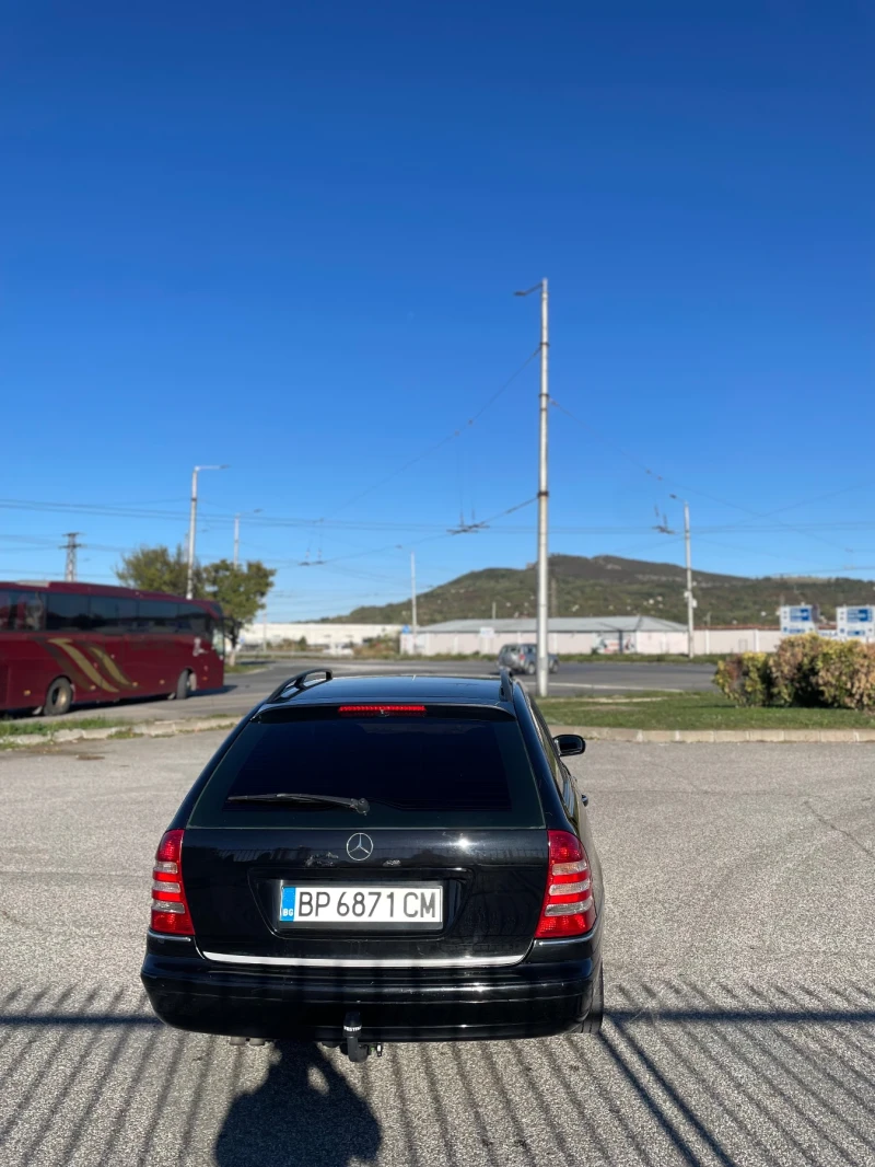 Mercedes-Benz C 220 220cdi, снимка 4 - Автомобили и джипове - 47643356