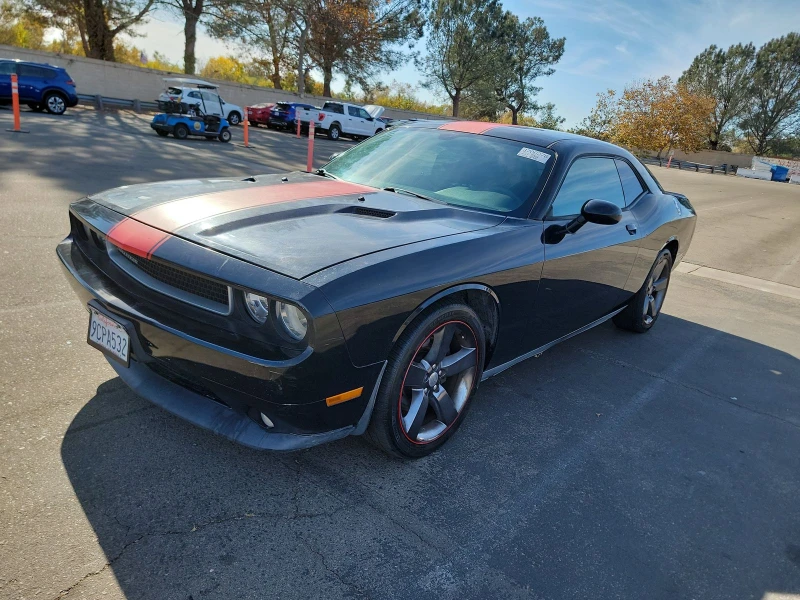 Dodge Challenger Rallye Redline, снимка 1 - Автомобили и джипове - 48365093