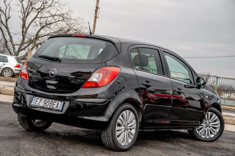 Opel Corsa 1.2i, снимка 5 - Автомобили и джипове - 48392669