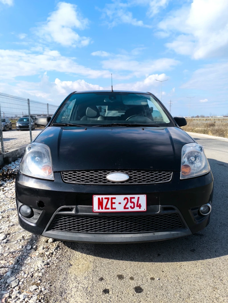 Ford Fiesta 1.6 90к.с. Рекаро, снимка 5 - Автомобили и джипове - 49349656