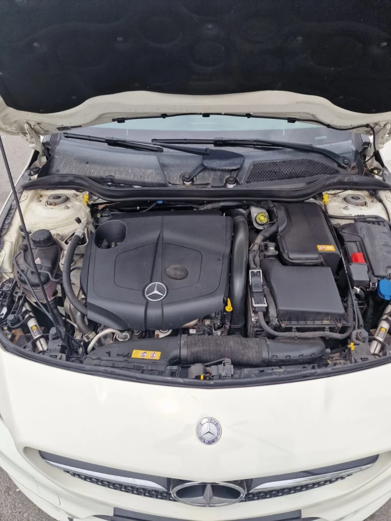 Mercedes-Benz CLA 220 AMG, 7G , панорама, снимка 14 - Автомобили и джипове - 52486415