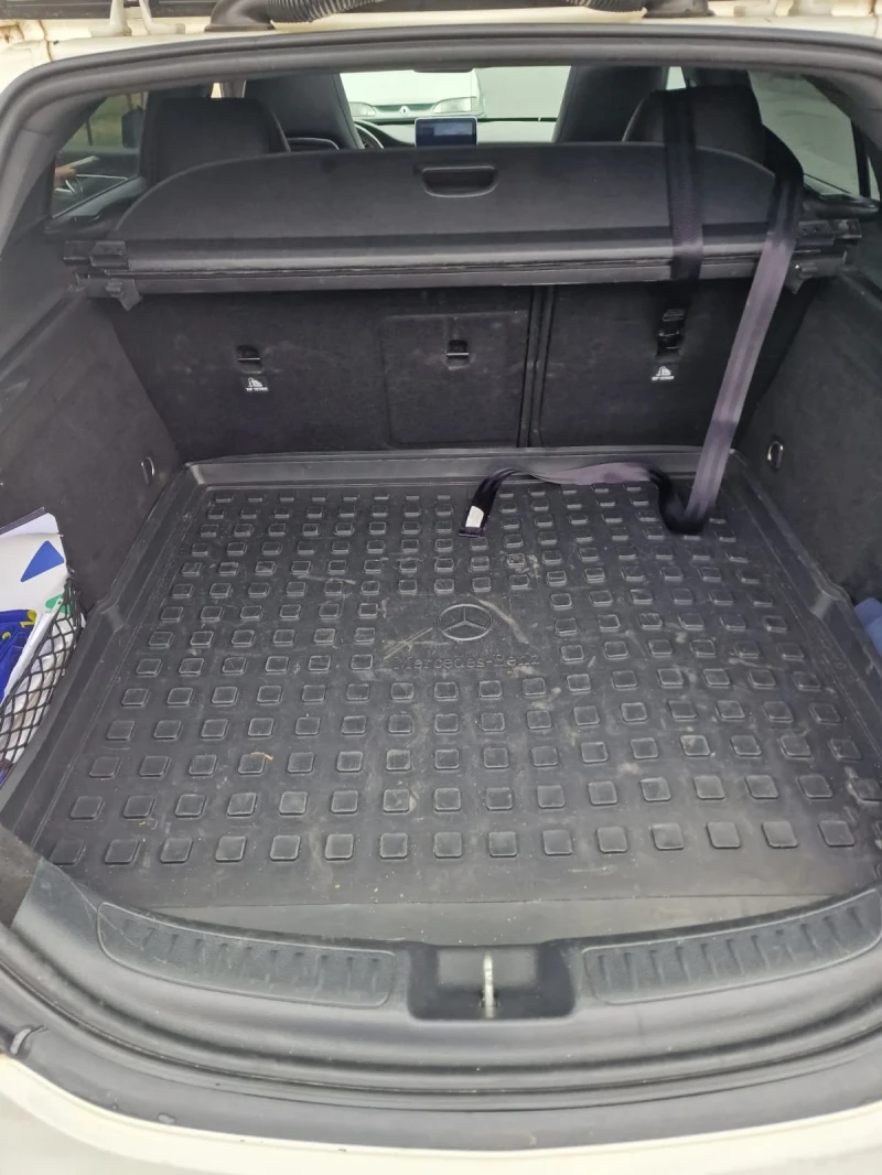 Mercedes-Benz CLA 220 AMG, 7G , панорама, снимка 11 - Автомобили и джипове - 52486415