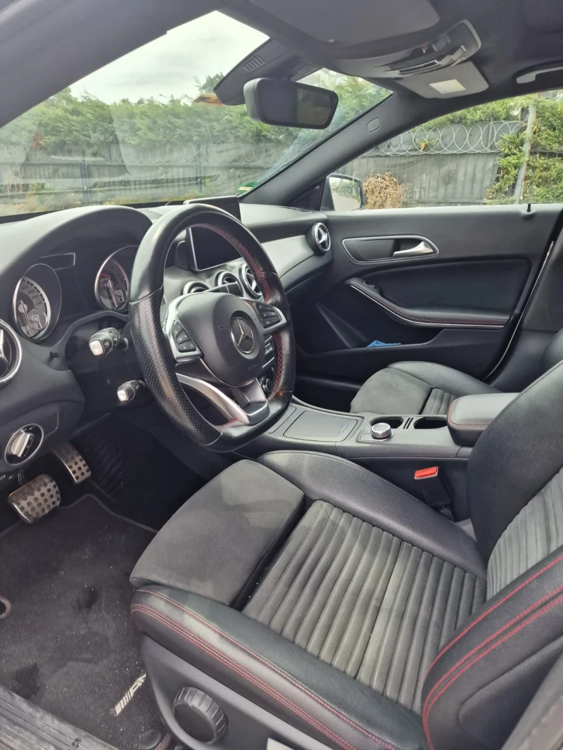 Mercedes-Benz CLA 220 AMG, 7G , панорама, снимка 9 - Автомобили и джипове - 52486415