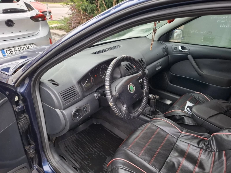 Skoda Octavia 1.9 TDI, снимка 10 - Автомобили и джипове - 52594862