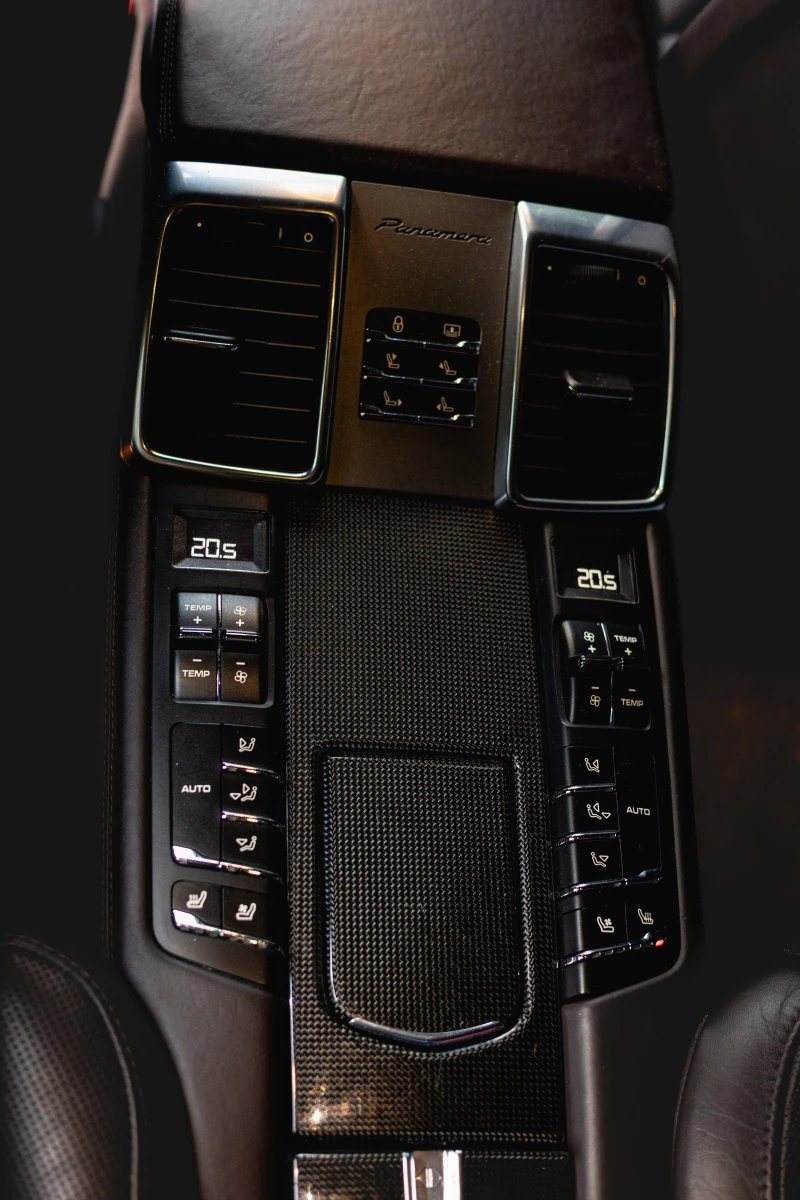 Porsche Panamera 4S, снимка 11 - Автомобили и джипове - 52720671