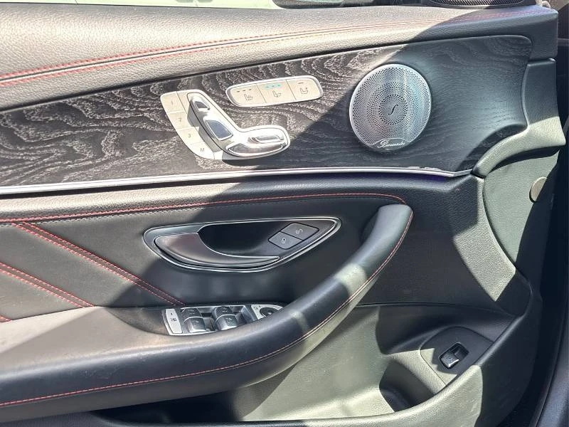 Mercedes-Benz E 43 AMG * 4MATIC * BURMESTER * ОБДУХ * HUD * 360, снимка 12 - Автомобили и джипове - 55846215