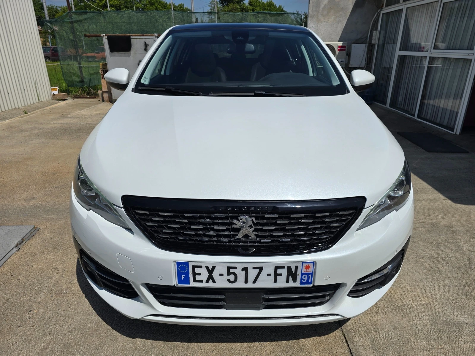 Peugeot 308 FACELIFT * CAMERA * ПАНОРАМА * МАСАЖ+ ПОДГРЕВ СЕДА - изображение 5