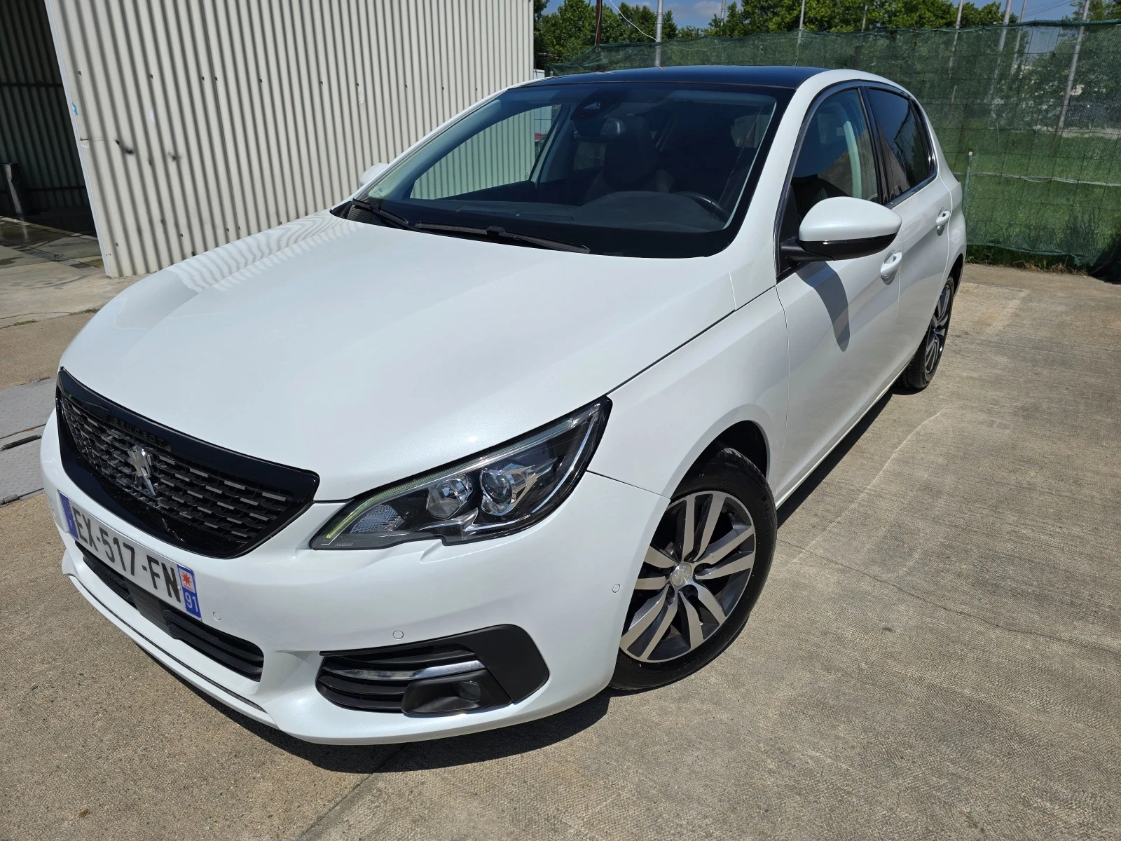 Peugeot 308 FACELIFT * CAMERA * ПАНОРАМА * МАСАЖ+ ПОДГРЕВ СЕДА - [1] 