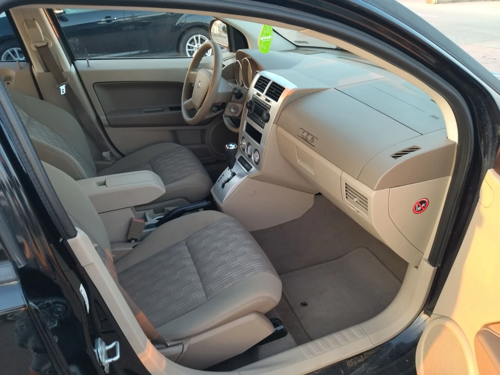 Dodge Caliber Автоматик  - изображение 10