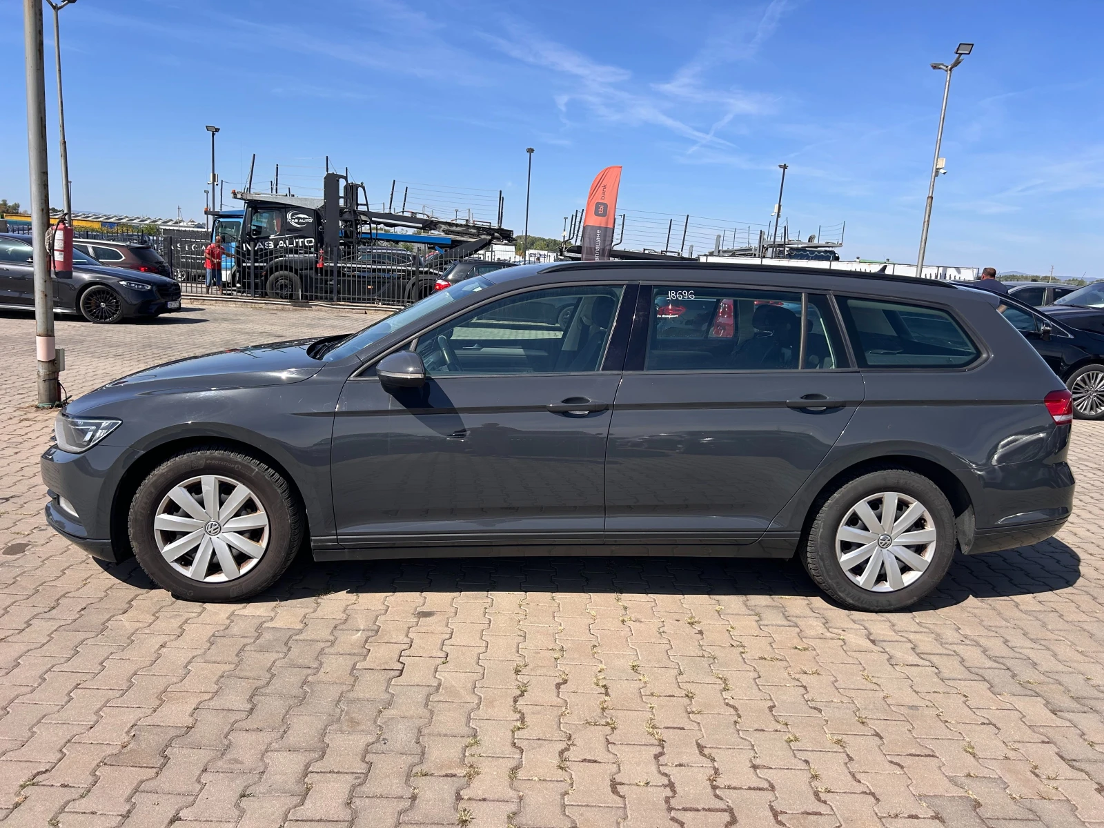 VW Passat 1.6TDI AVTOMAT/NAVI EURO 6 - изображение 9