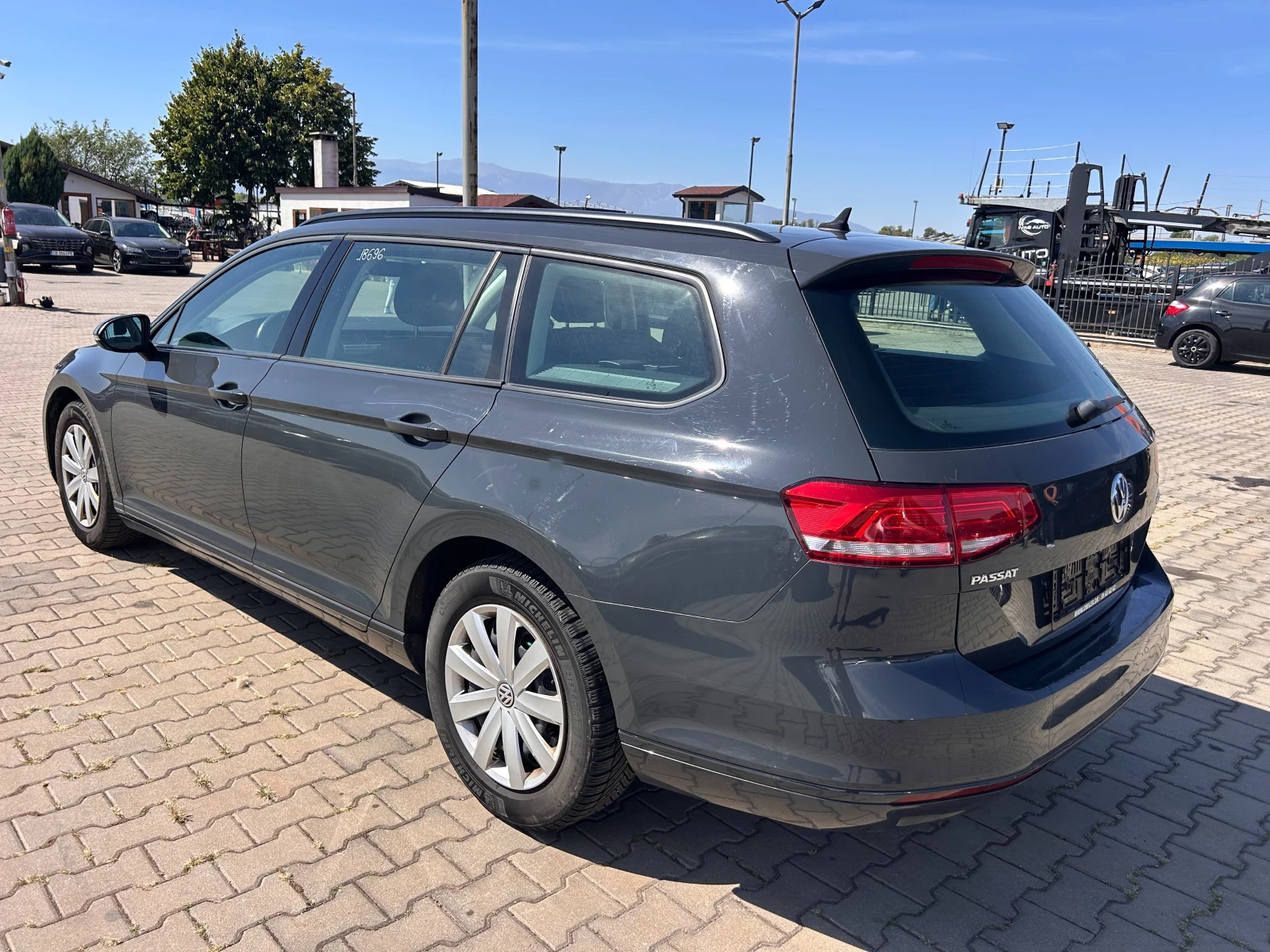 VW Passat 1.6TDI AVTOMAT/NAVI EURO 6 - изображение 8