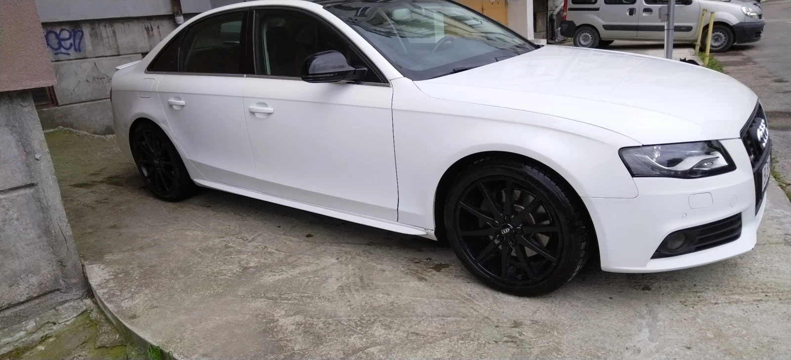 Audi A4 2, 7/190к.с. - изображение 5