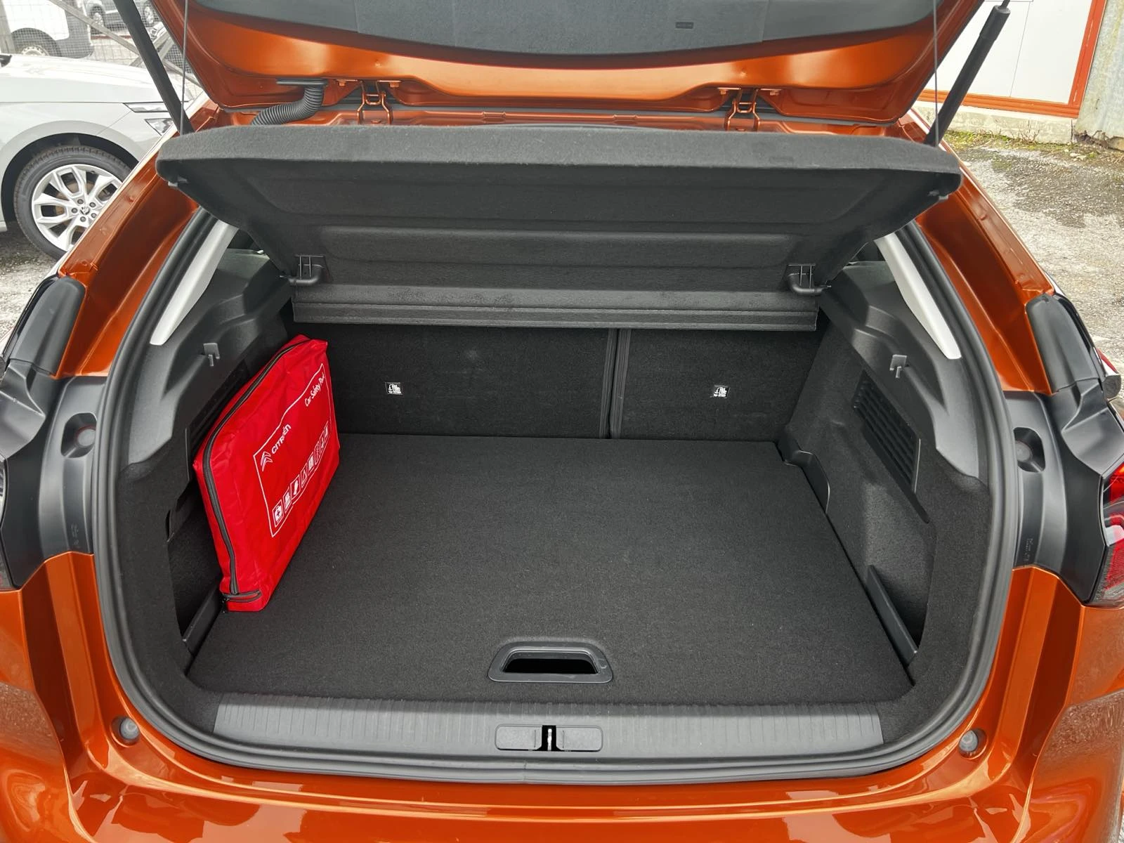 Citroen C4 1.2 SHINE* * HEAD-UP-DISPLEY* KAMERA* LED* KEYLESS | Mobile.bg � ����������� 17