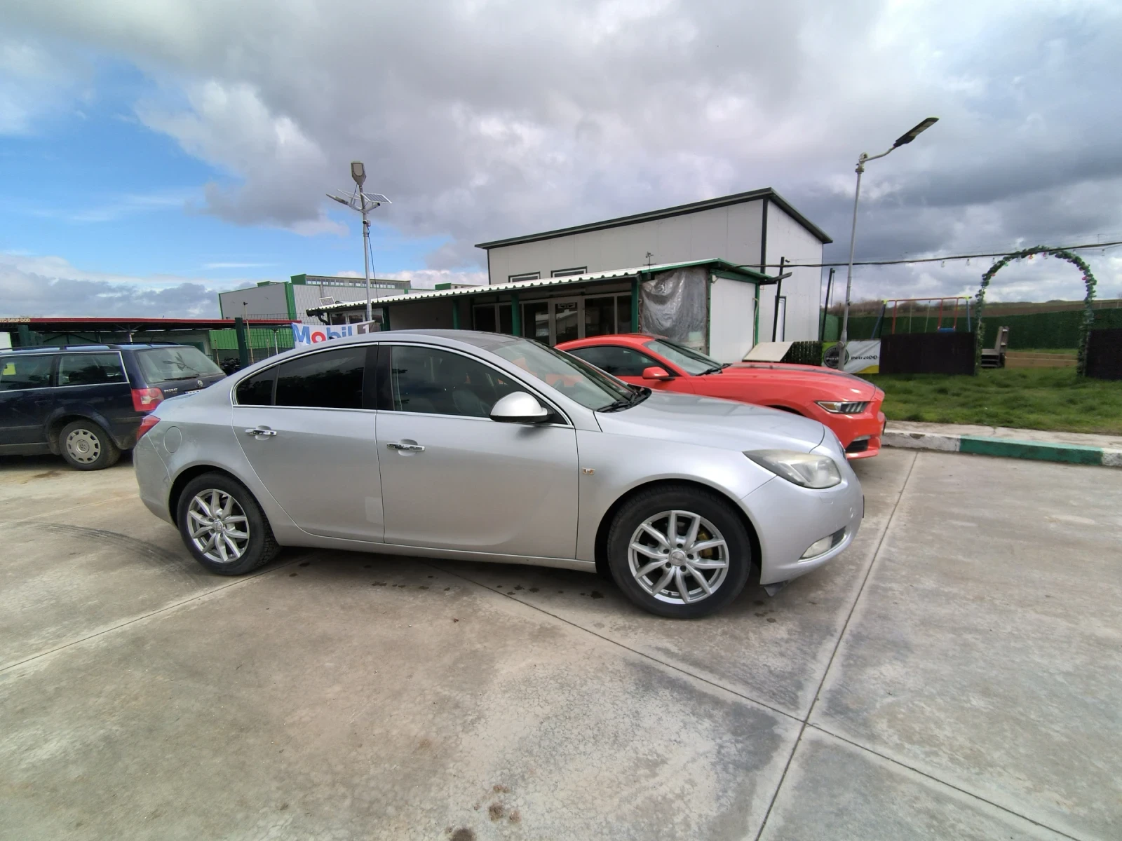 Opel Insignia, снимка 9 - Автомобили и джипове - 54010157