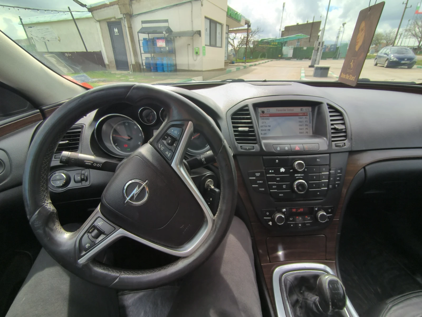 Opel Insignia, снимка 10 - Автомобили и джипове - 54010157