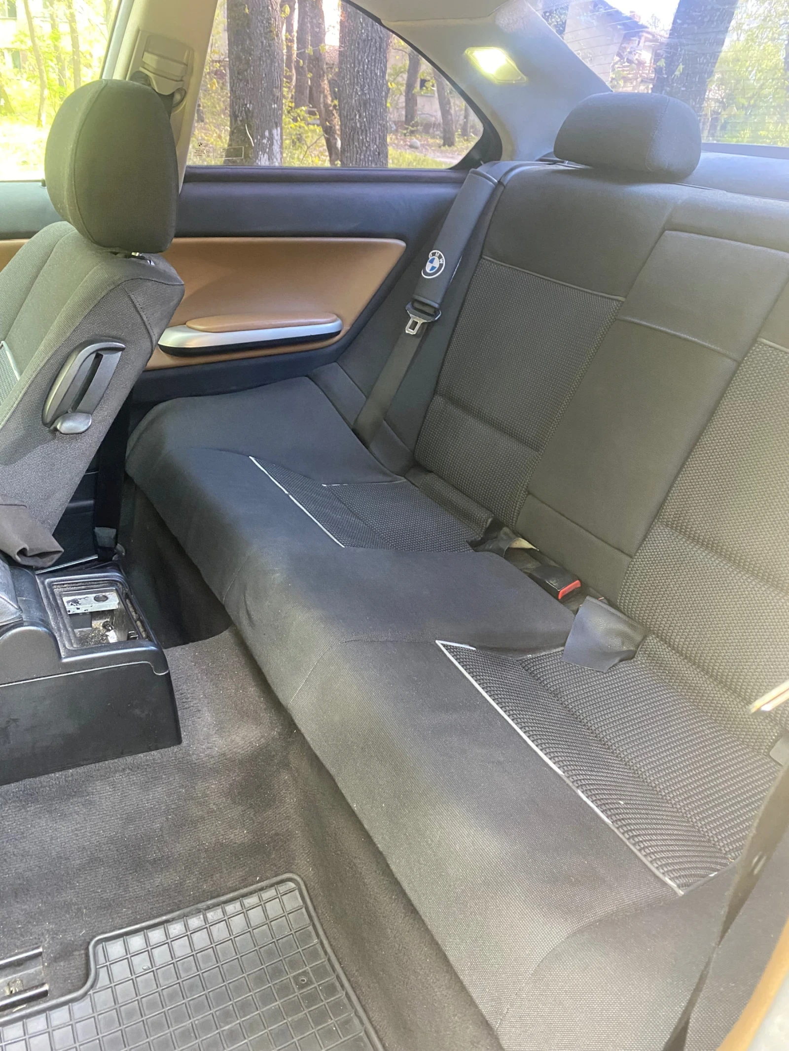 BMW 320 320cd, снимка 8 - Автомобили и джипове - 54240518