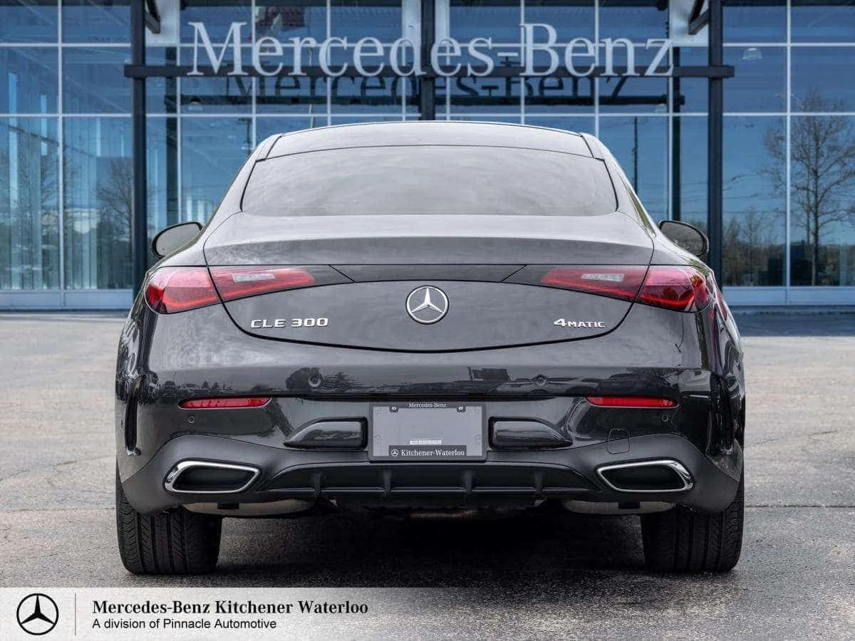 Mercedes-Benz CLE 300 AMG Line * Фиксирана цена до БГ * CARFAX * , снимка 4 - Автомобили и джипове - 54679990
