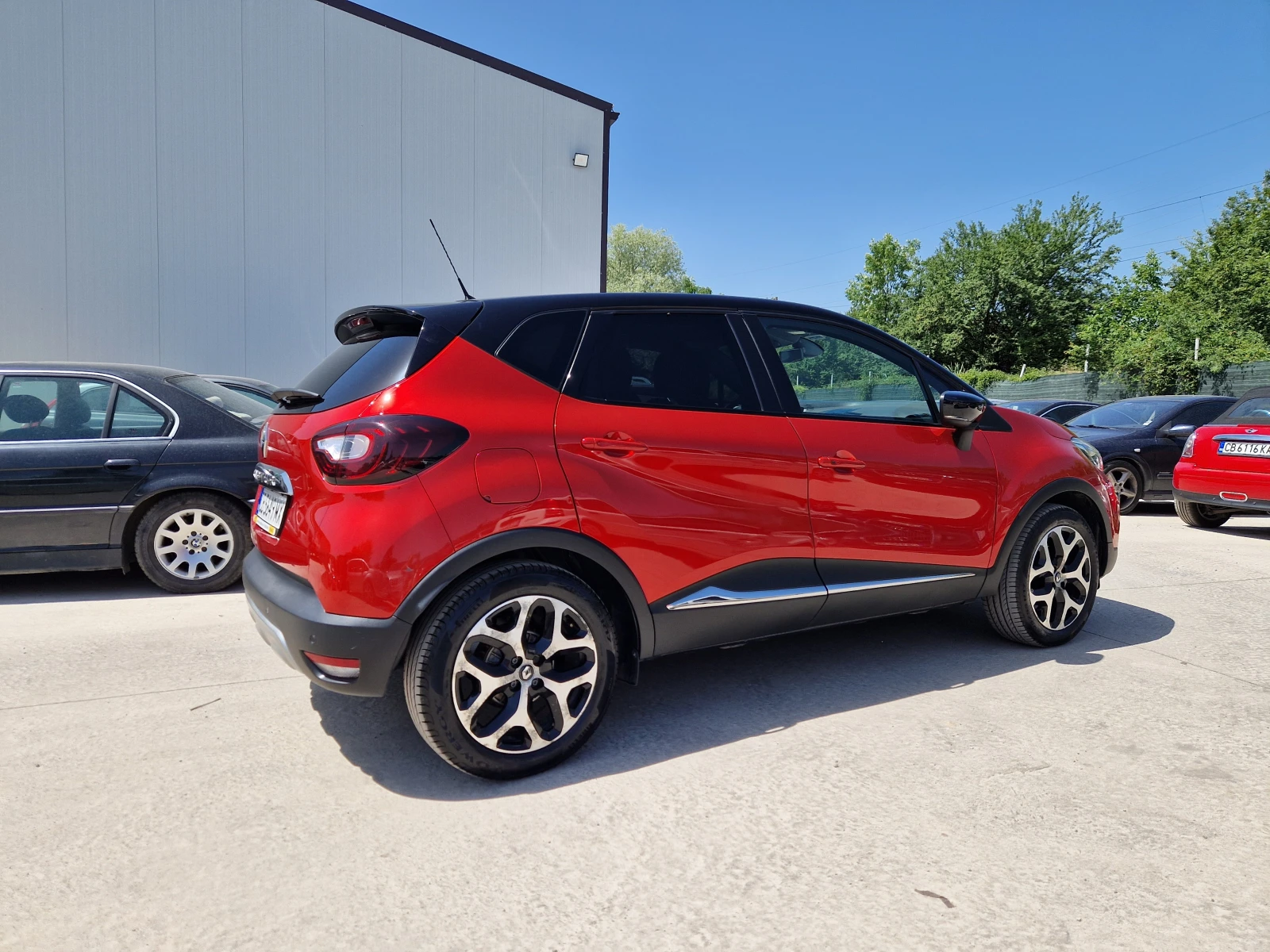 Renault Captur, снимка 7 - Автомобили и джипове - 55181210