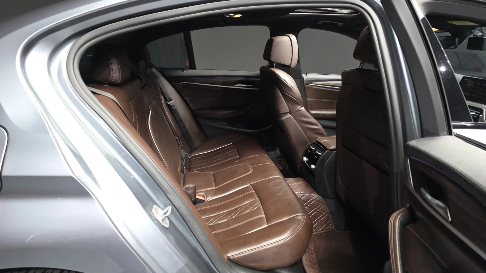 BMW 530 X DRIVE* M SPORT PLUS* DISTR* HUD* ПОДГРЕВИ* ОБДУХ, снимка 8 - Автомобили и джипове - 55186932