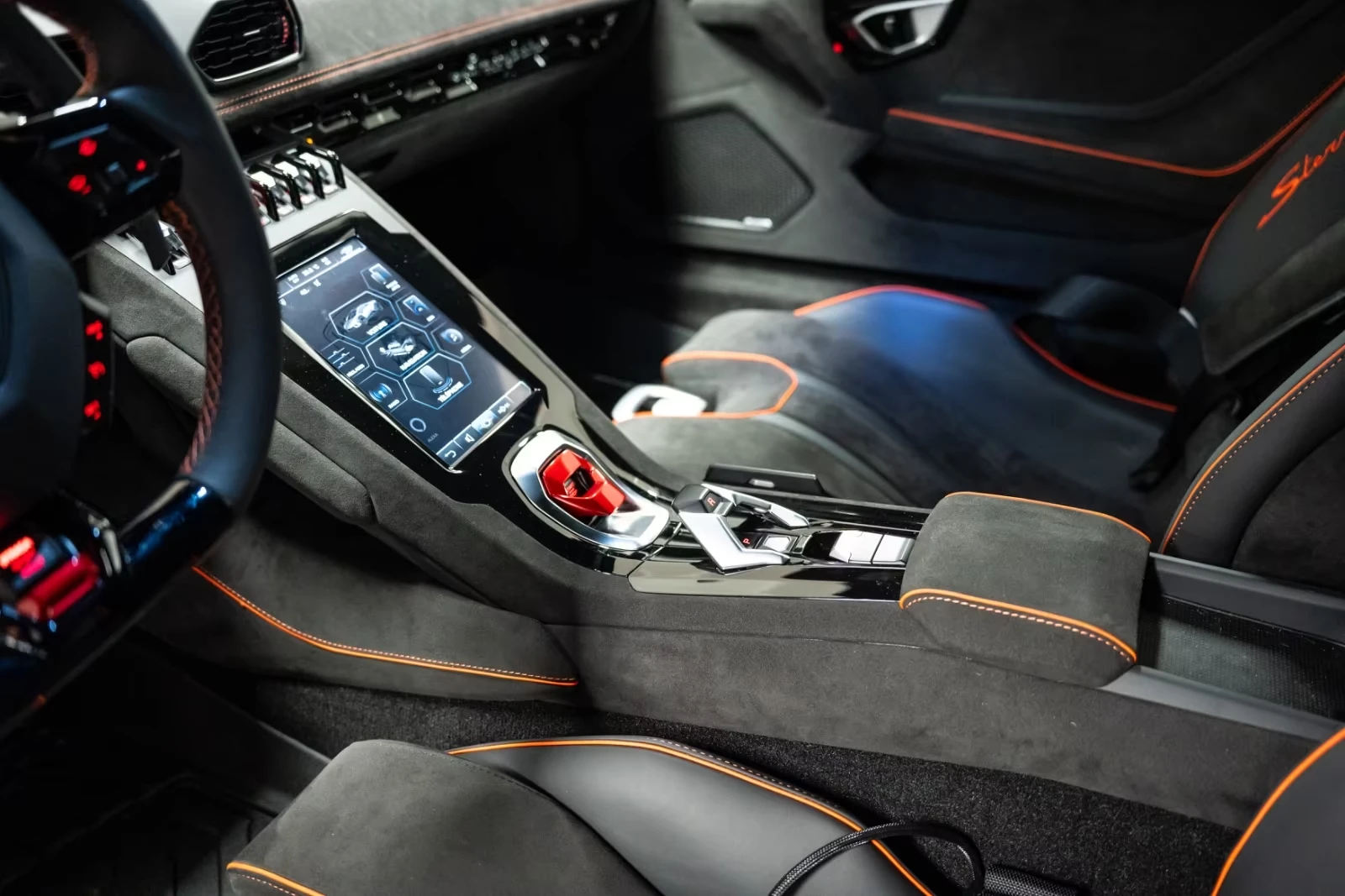 Lamborghini Huracan STERRATO / CERAMIC / SENSONUM / CARBON / CAMERA / , снимка 17 - Автомобили и джипове - 55443786