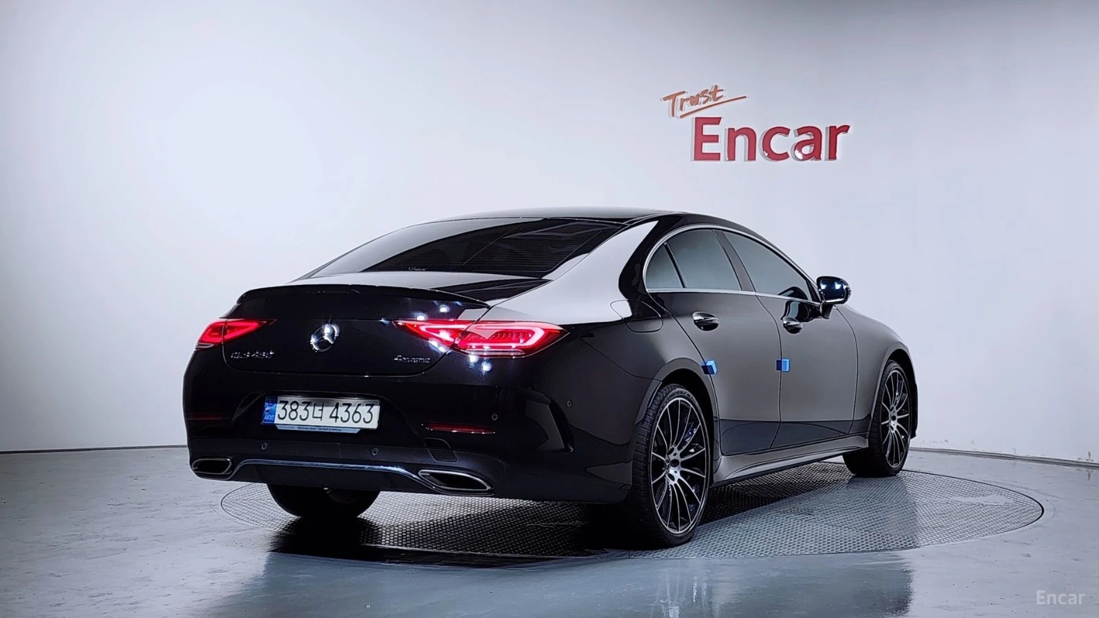 Mercedes-Benz CLS 450 4MATIC AMG* HUD* ECS* 360* КОЖА* ОБДУХВ* ПАНО, снимка 2 - Автомобили и джипове - 55463311