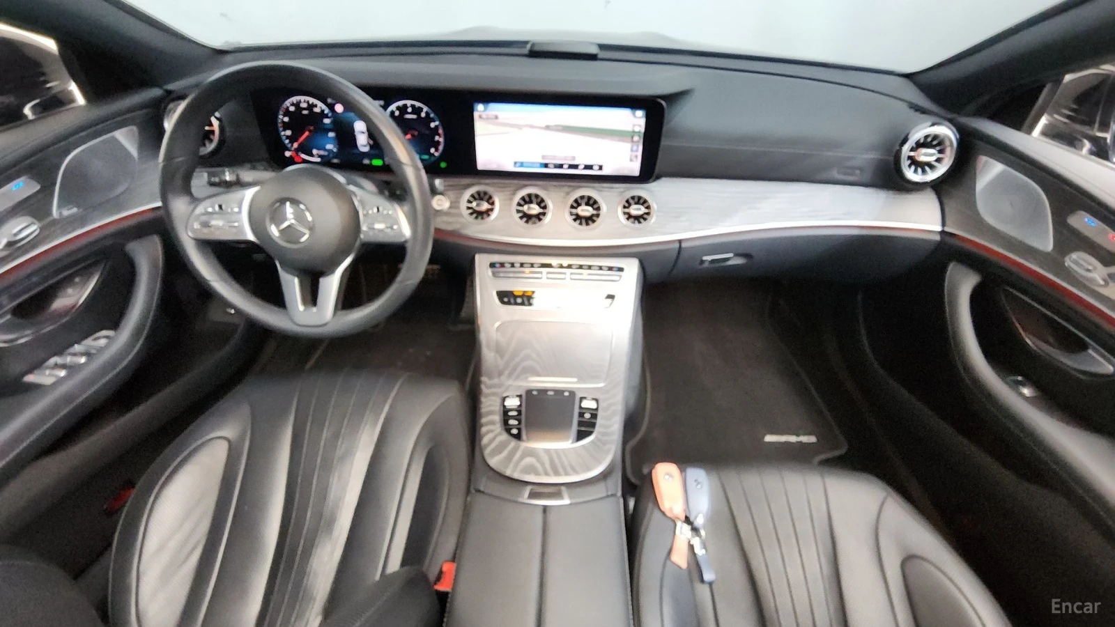 Mercedes-Benz CLS 450 4MATIC AMG* HUD* ECS* 360* КОЖА* ОБДУХВ* ПАНО, снимка 5 - Автомобили и джипове - 55463311