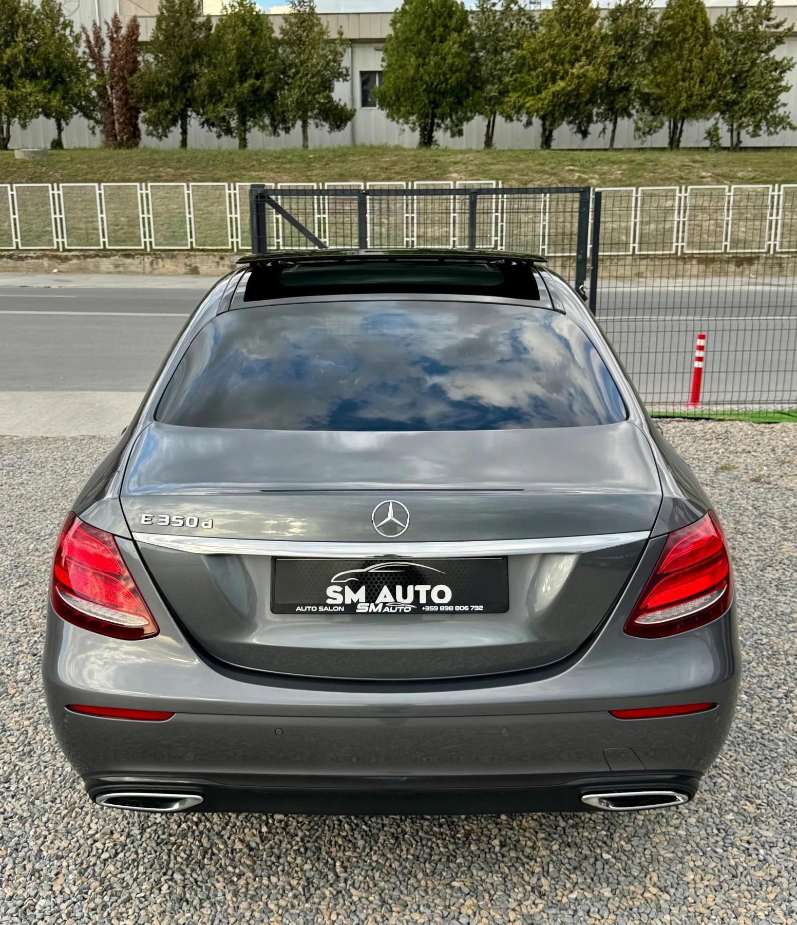 Mercedes-Benz E 350 Panorama Burmester, снимка 4 - Автомобили и джипове - 56192988