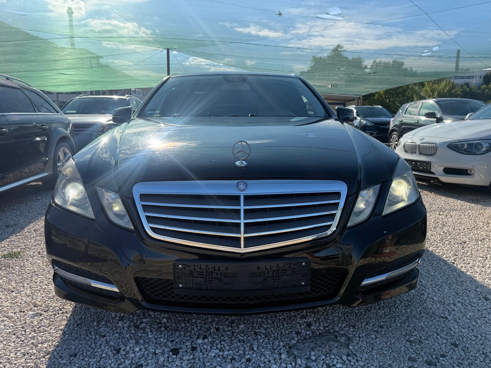 Mercedes-Benz E 220 2.2CDi-АВАНГАРД-LED-КОЖА-ПОДГРЕВ-XENON, снимка 2 - Автомобили и джипове - 56225915