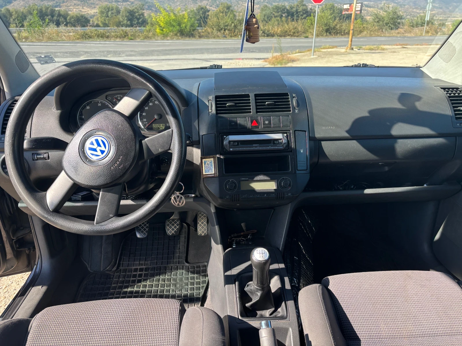 VW Polo, снимка 5 - Автомобили и джипове - 56584436